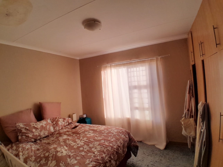 2 Bedroom Property for Sale in Kathu Northern Cape